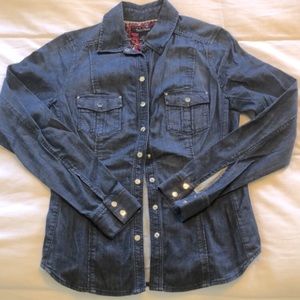 WHITE HOUSE BLACK MARKET DENIM SHIRT